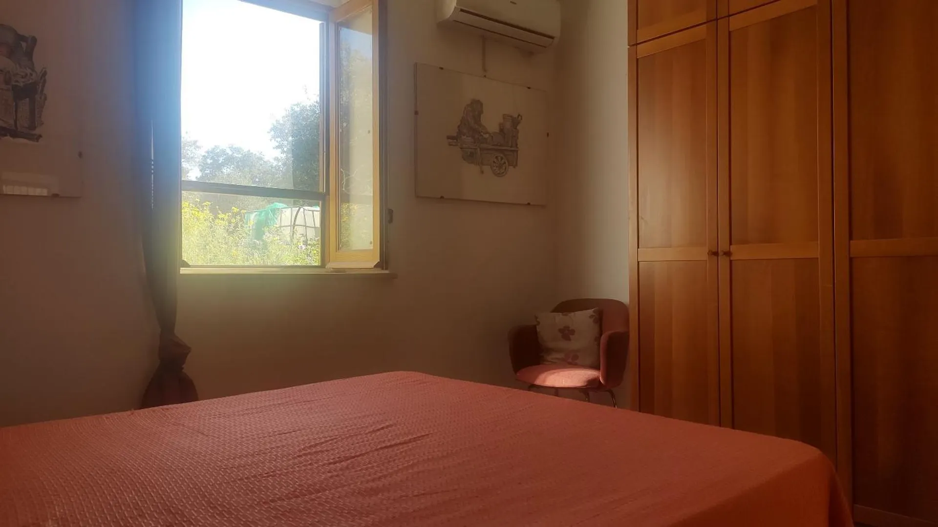Linati'S Apartments Pollina