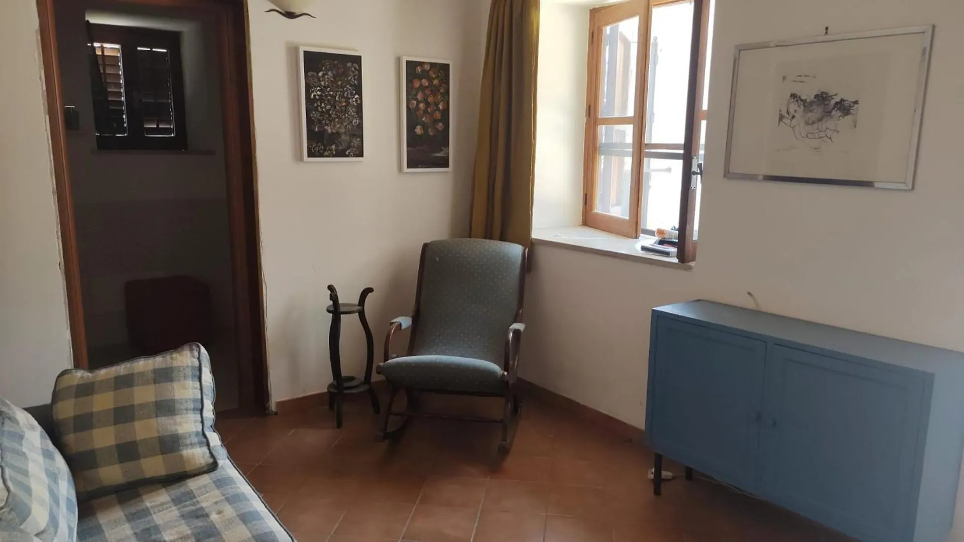 Linati'S Apartments Pollina